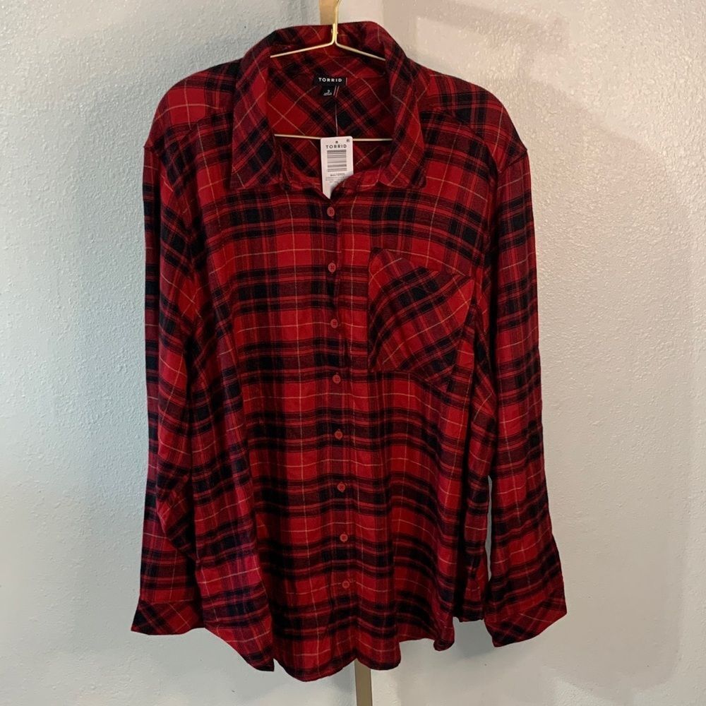Torrid- Red and Black Plaid Shirt- NEW- Size 3 (3X)